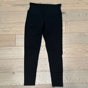 Yummie Shapewear Black Leggings NWOT